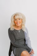 Antonia T Lucia