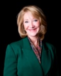 Vicki L Pinak